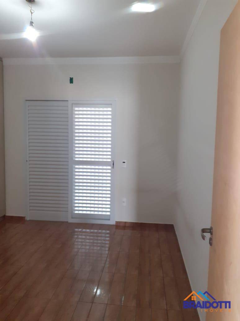 Casa à venda com 4 quartos, 195m² - Foto 16