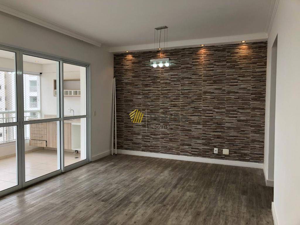 Apartamento à venda com 3 quartos, 107m² - Foto 1