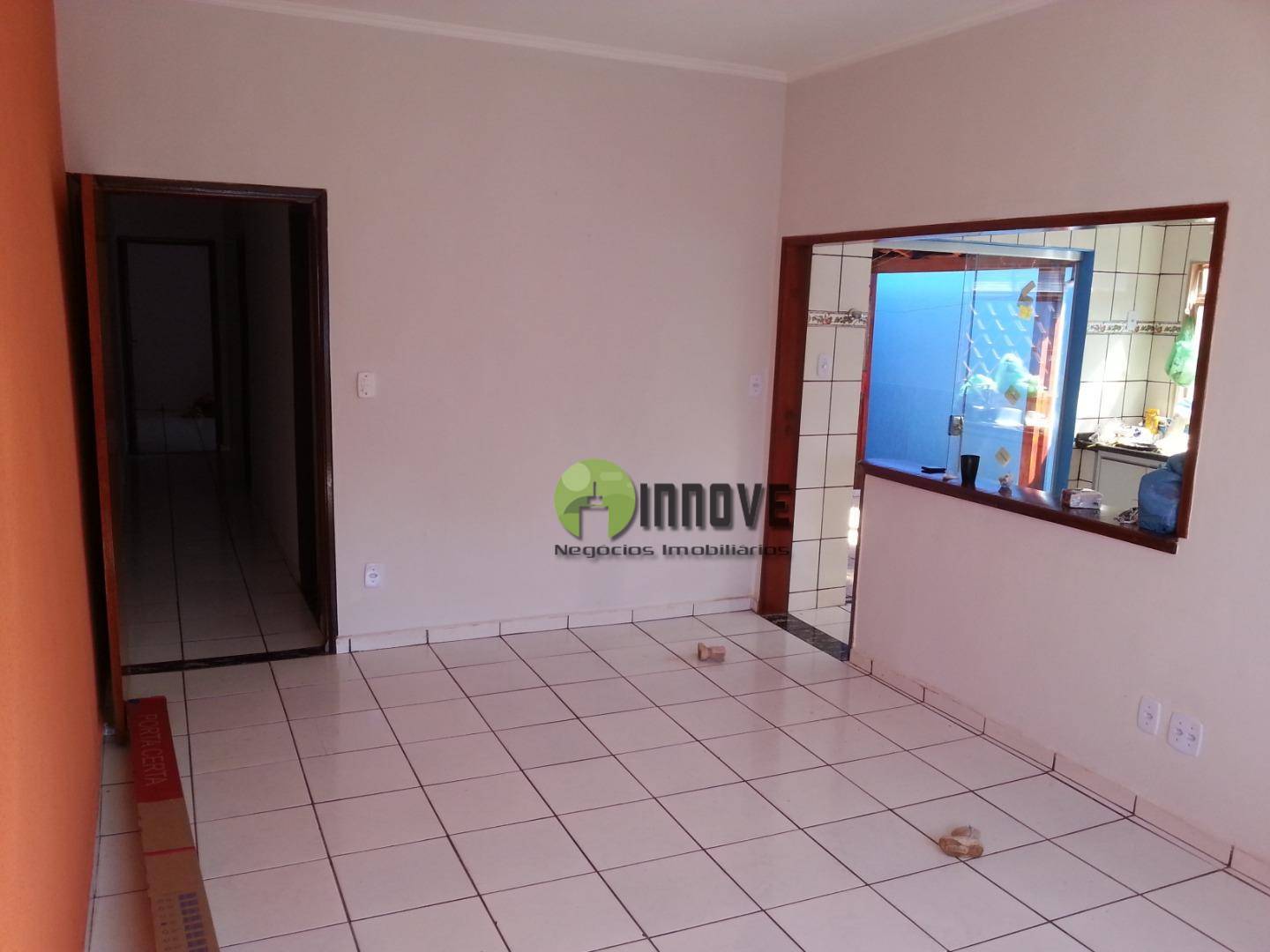 Casa à venda com 2 quartos, 109m² - Foto 4