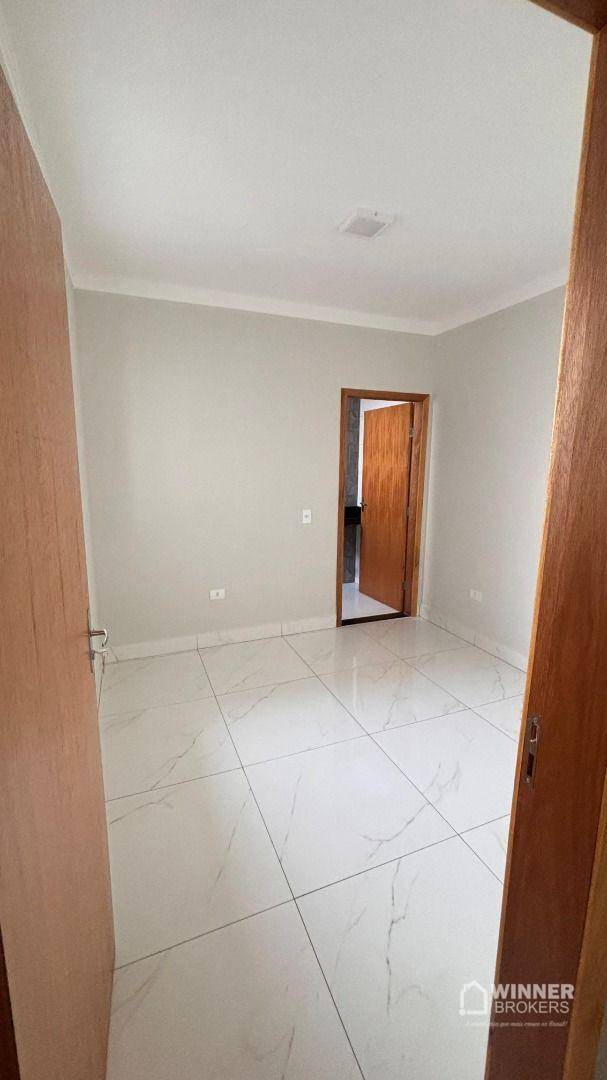 Casa à venda com 3 quartos, 75m² - Foto 6