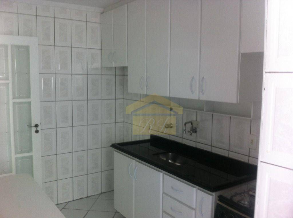 Apartamento à venda com 2 quartos, 65m² - Foto 3