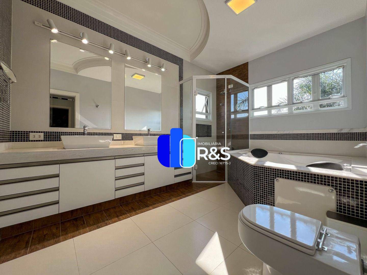 Casa de Condomínio à venda e aluguel com 5 quartos, 830m² - Foto 42