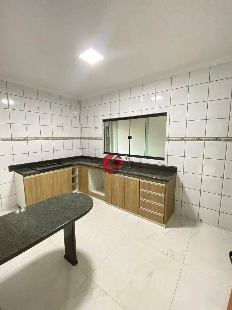 Sobrado à venda com 5 quartos, 270m² - Foto 13