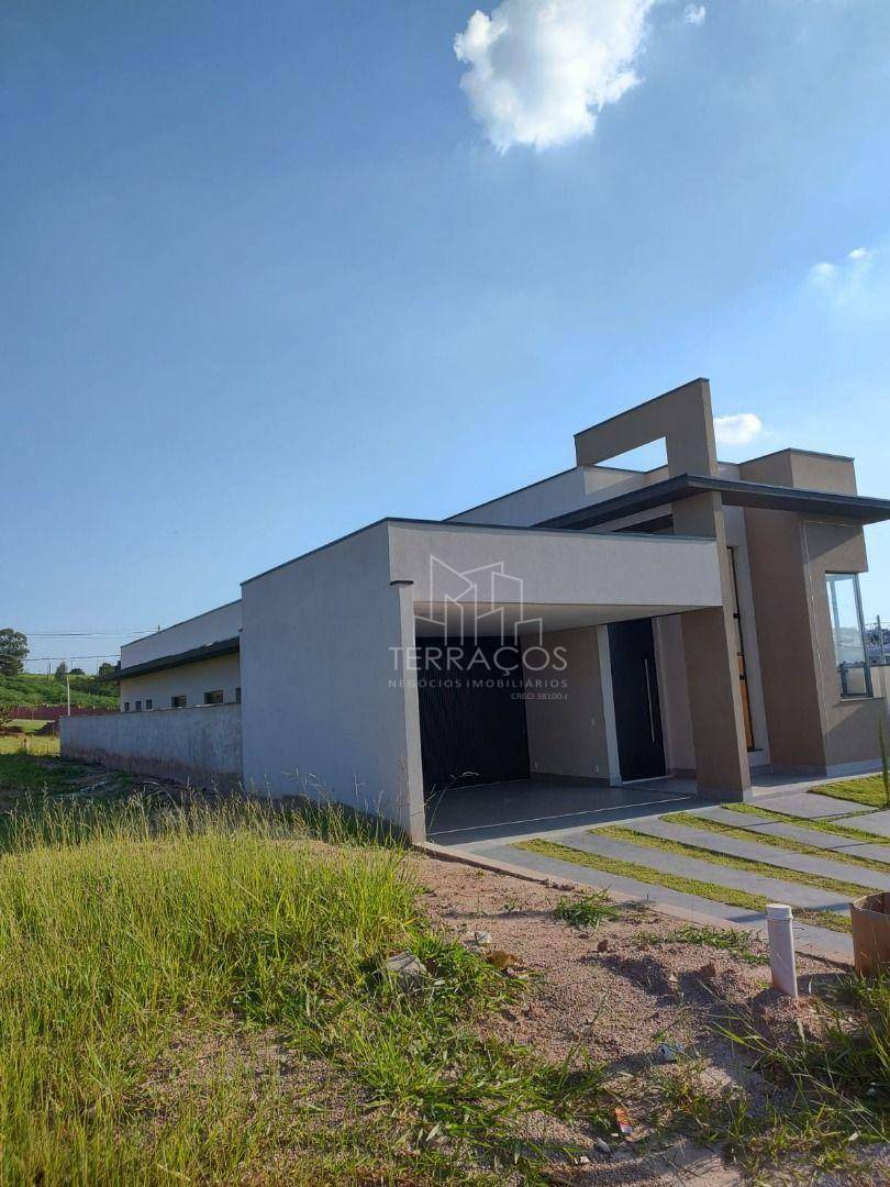 Casa de Condomínio à venda com 3 quartos, 202m² - Foto 2