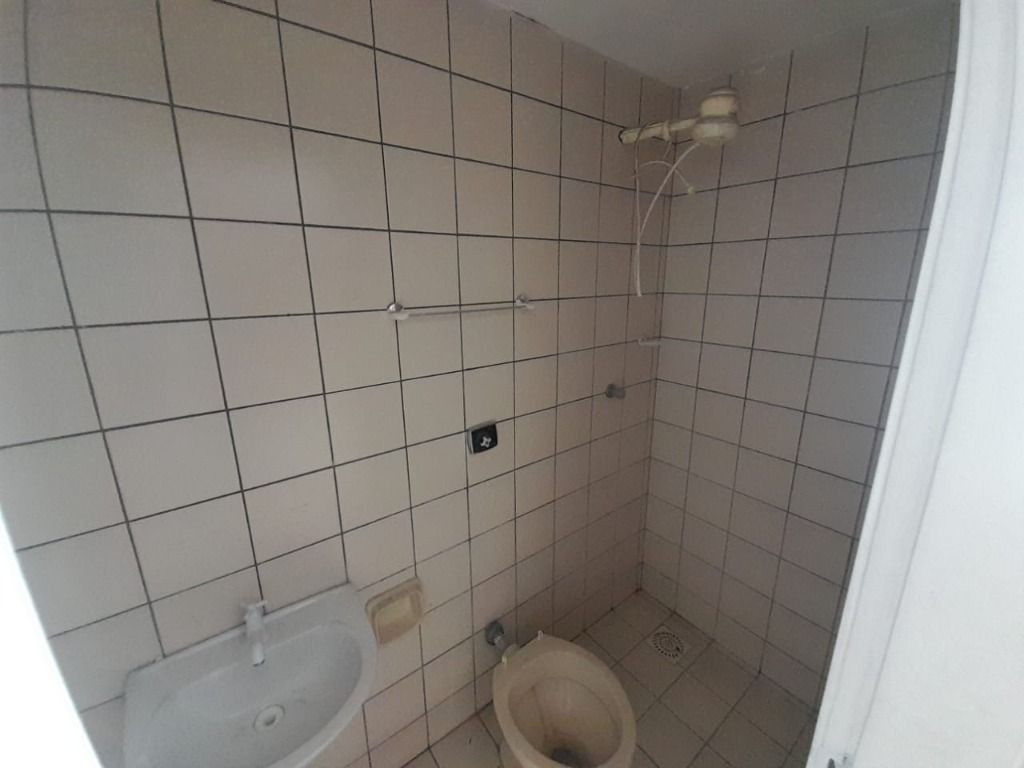 Apartamento para alugar com 3 quartos, 95m² - Foto 22