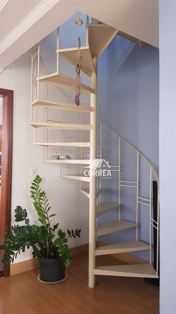 Casa à venda com 4 quartos, 250m² - Foto 10