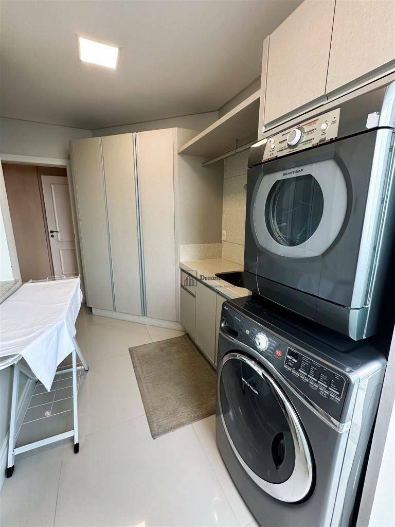 Apartamento à venda com 4 quartos, 281m² - Foto 23