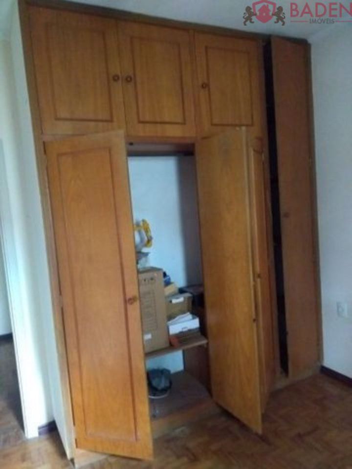 Casa à venda com 4 quartos, 150m² - Foto 12