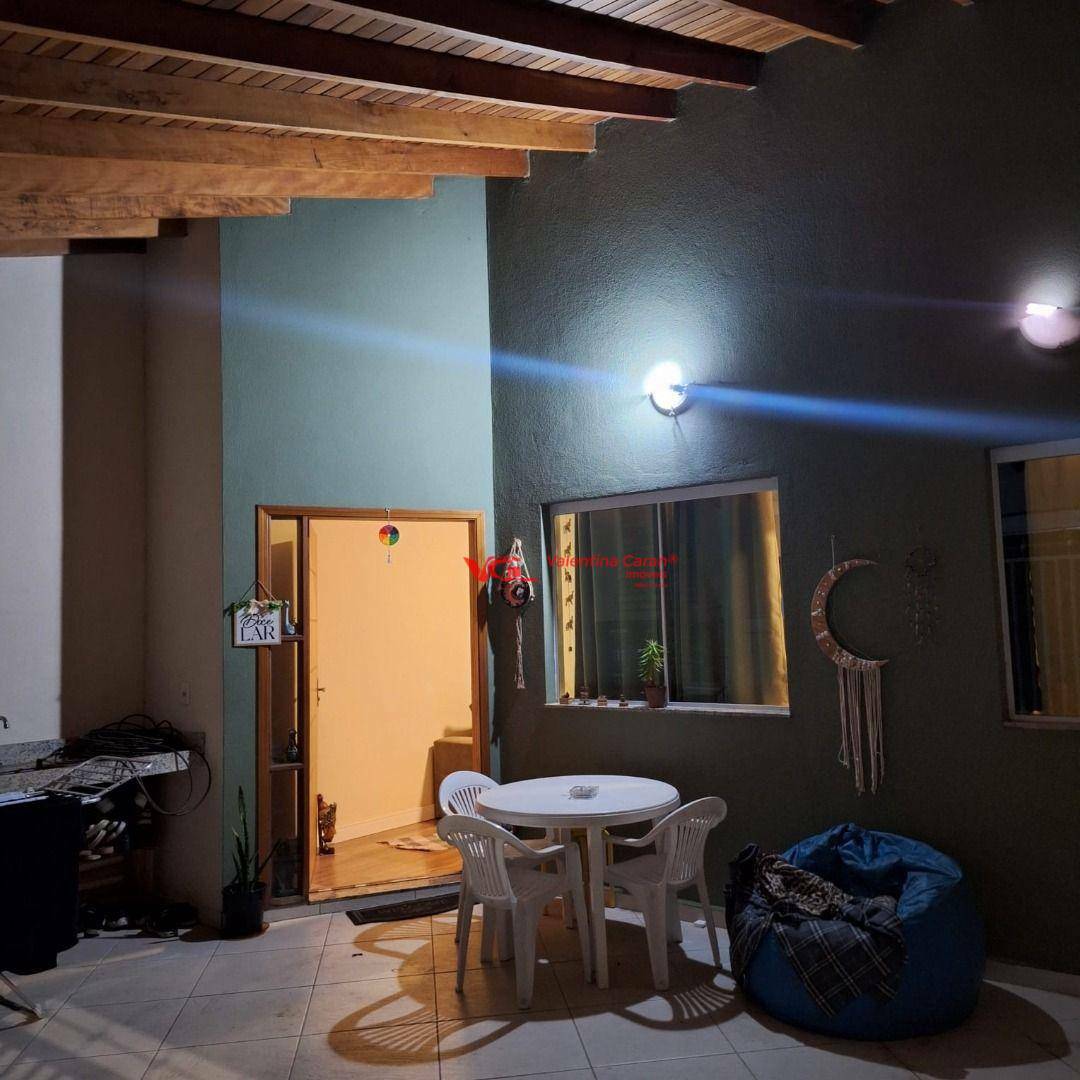 Casa para alugar com 3 quartos, 98m² - Foto 8