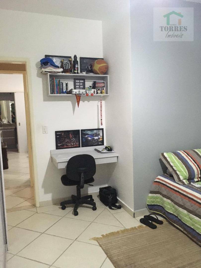 Casa à venda com 2 quartos, 80m² - Foto 10