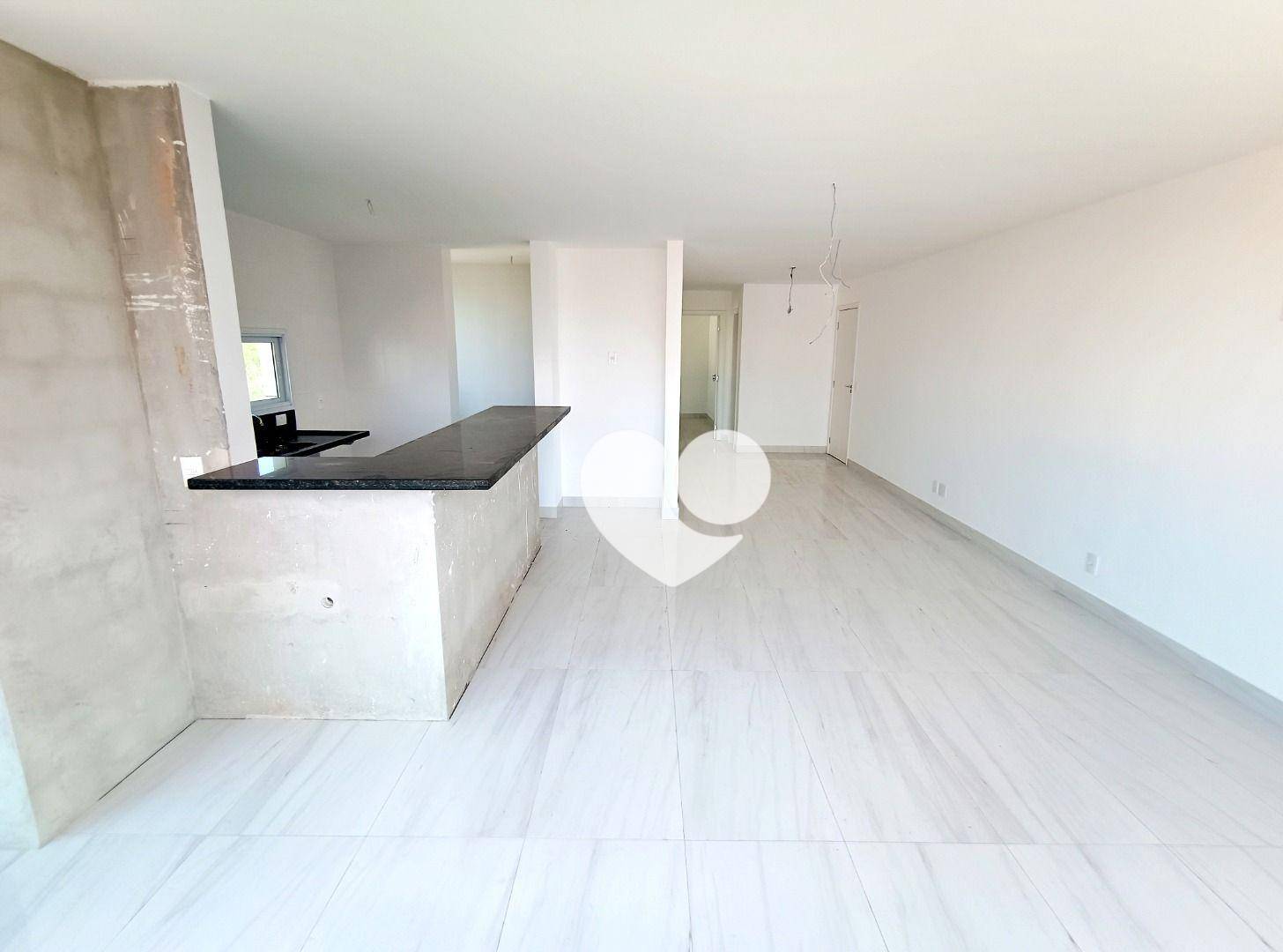 Apartamento à venda com 2 quartos, 88m² - Foto 3