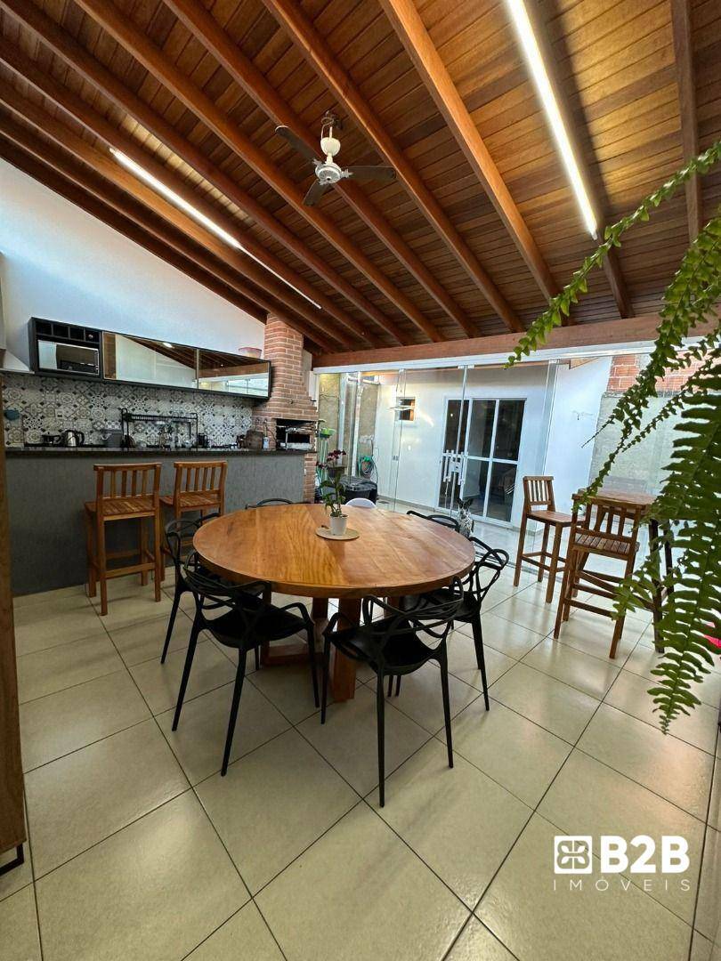 Casa à venda com 3 quartos, 125m² - Foto 10