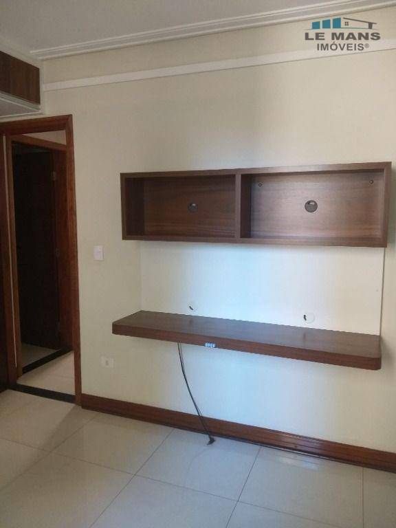 Apartamento à venda com 2 quartos, 50m² - Foto 2