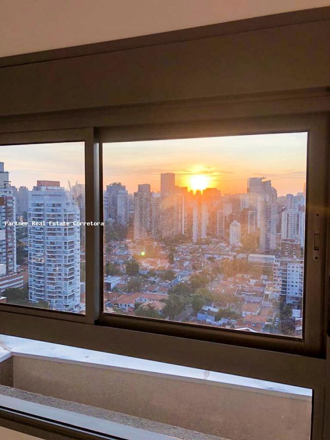 Apartamento à venda com 4 quartos, 225m² - Foto 5