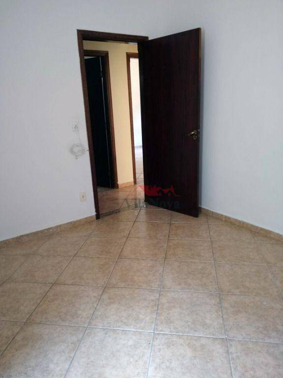 Casa para alugar com 4 quartos, 300M2 - Foto 8