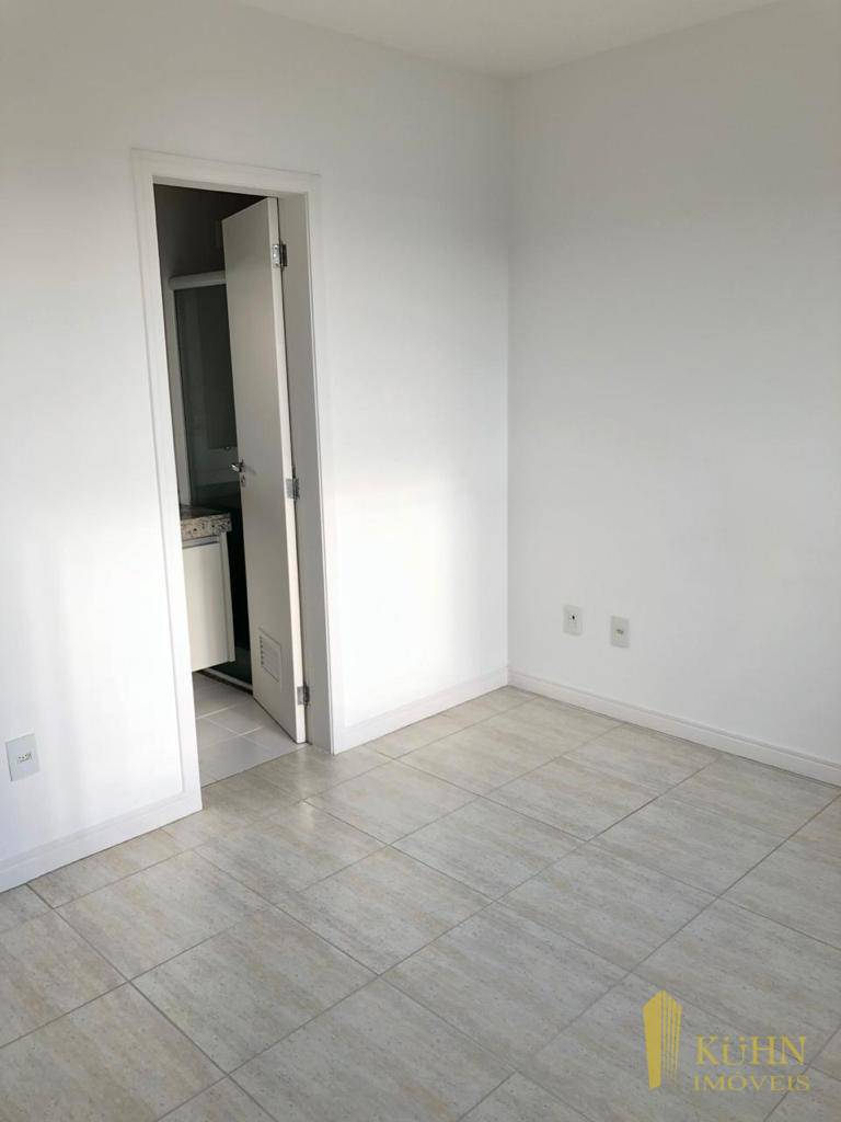 Apartamento à venda com 3 quartos, 86m² - Foto 21