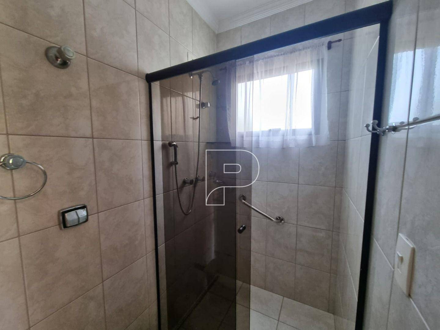 Casa para alugar com 4 quartos, 329m² - Foto 43