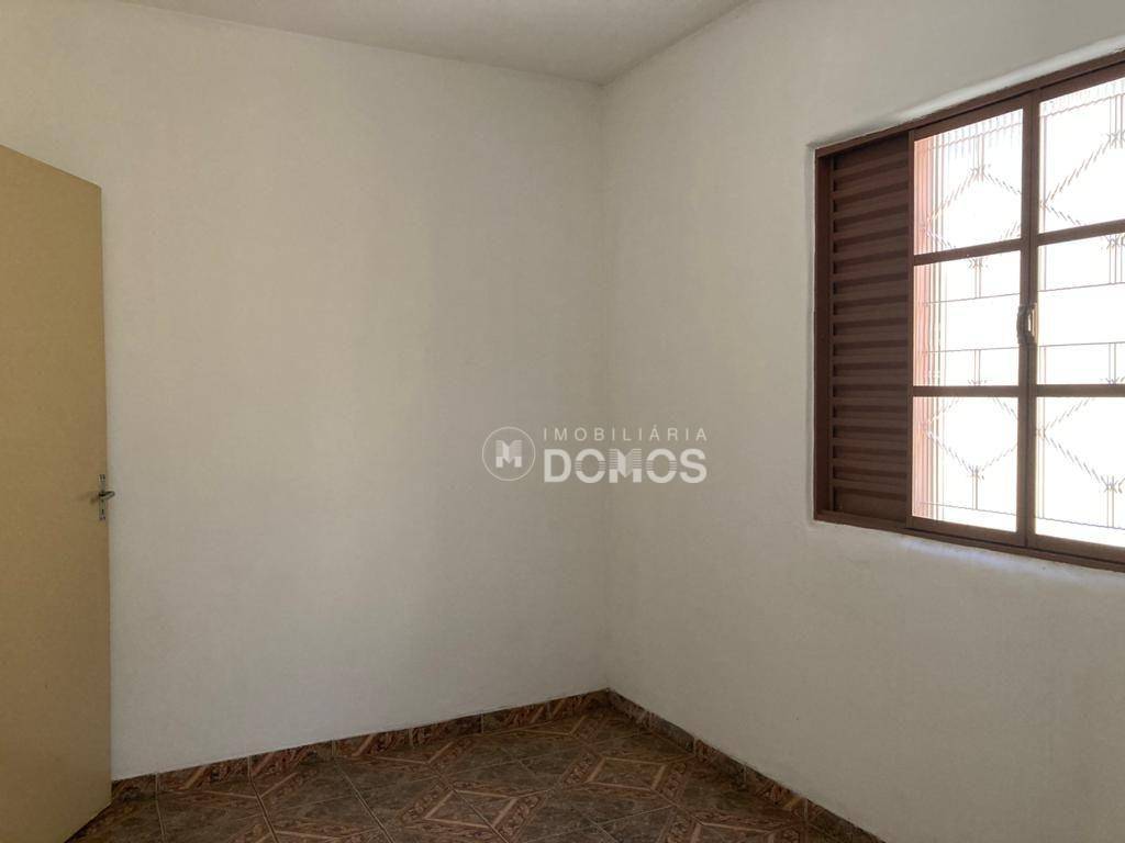 Casa à venda com 3 quartos, 155m² - Foto 7