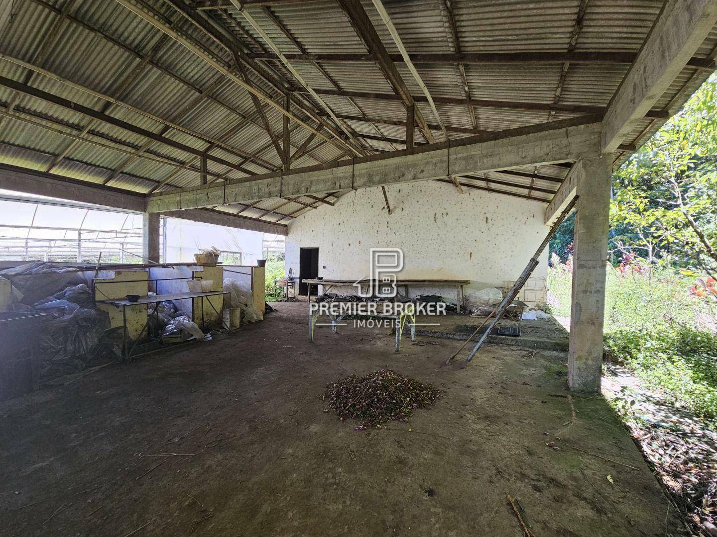 Sítio à venda com 5 quartos, 2500m² - Foto 13