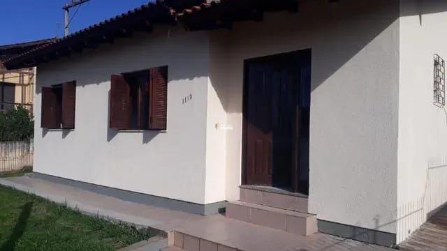 Casa à venda com 3 quartos, 100m² - Foto 2