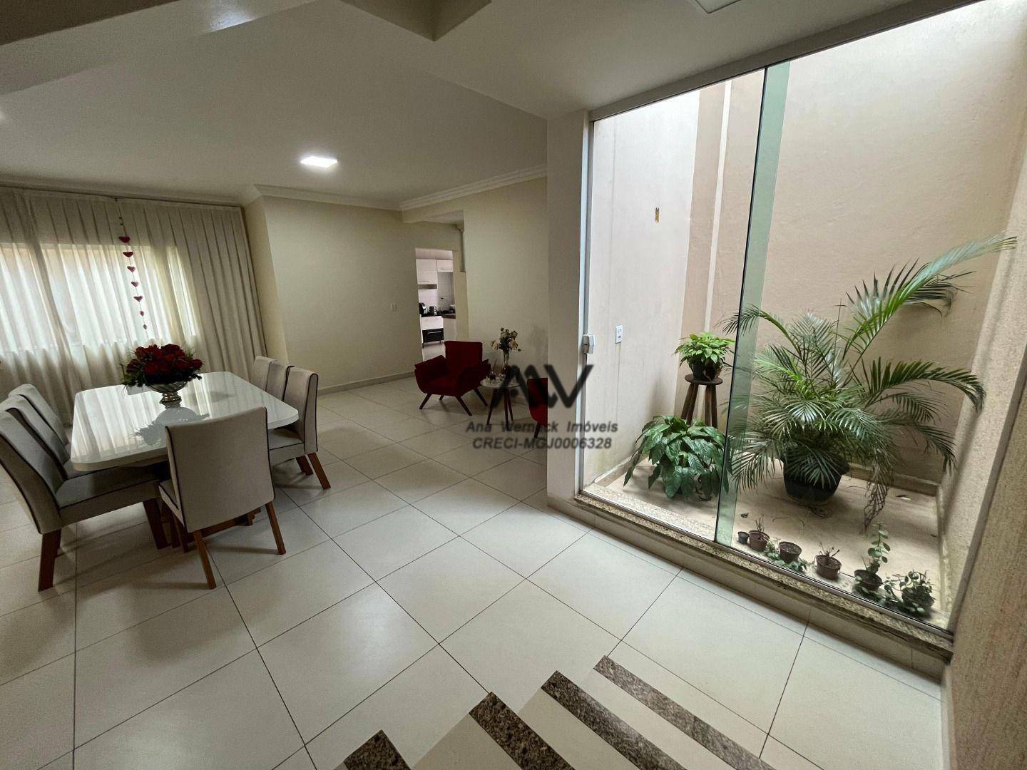 Casa à venda com 4 quartos, 344m² - Foto 18