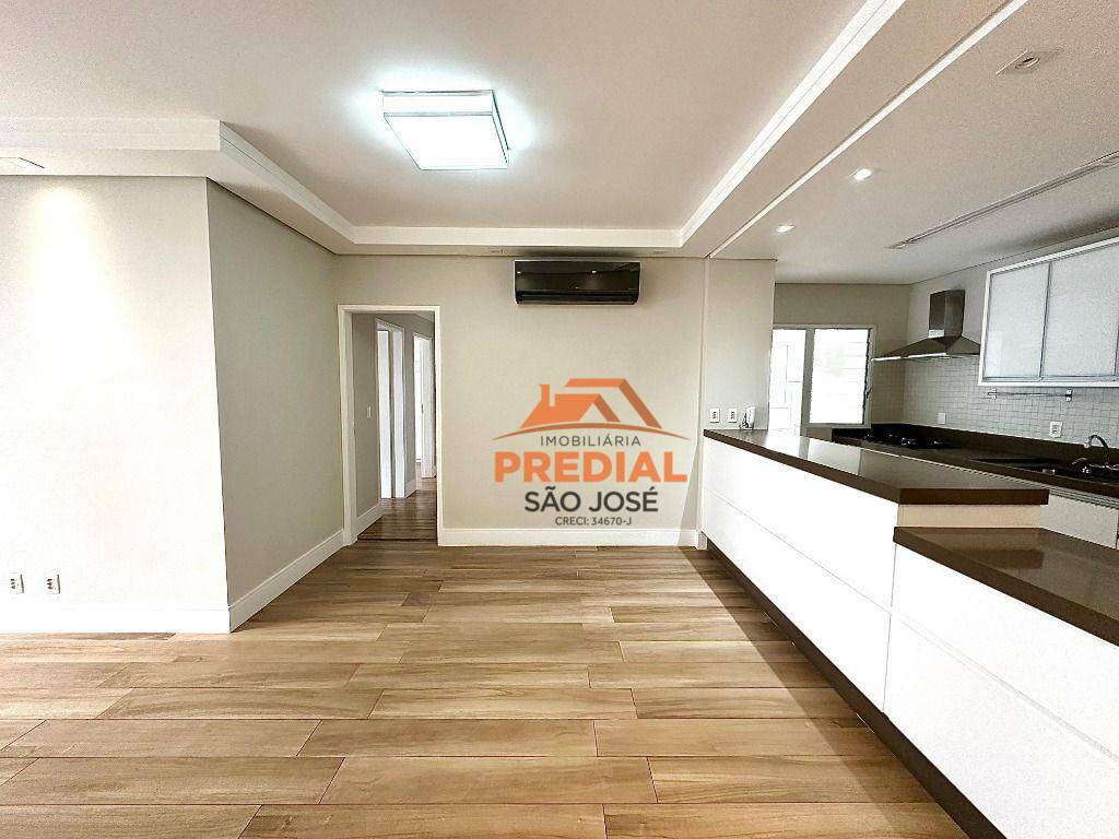 Apartamento à venda com 3 quartos, 108m² - Foto 1