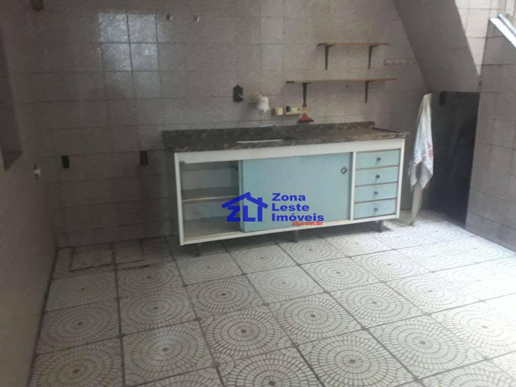 Sobrado à venda com 2 quartos, 160m² - Foto 18