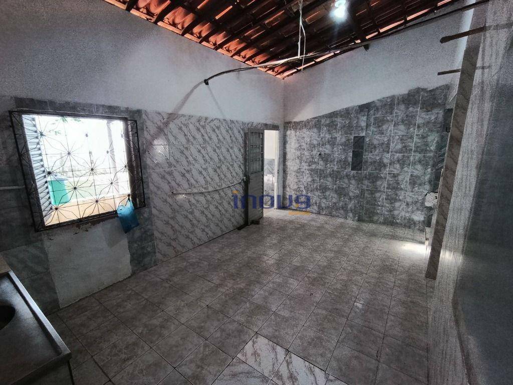 Casa para alugar com 2 quartos, 100M2 - Foto 20