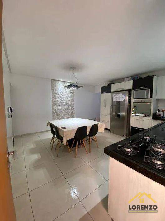 Casa à venda com 2 quartos, 140m² - Foto 5