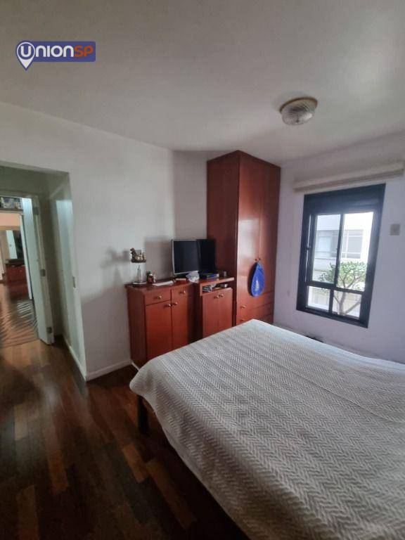 Apartamento à venda com 3 quartos, 123m² - Foto 14