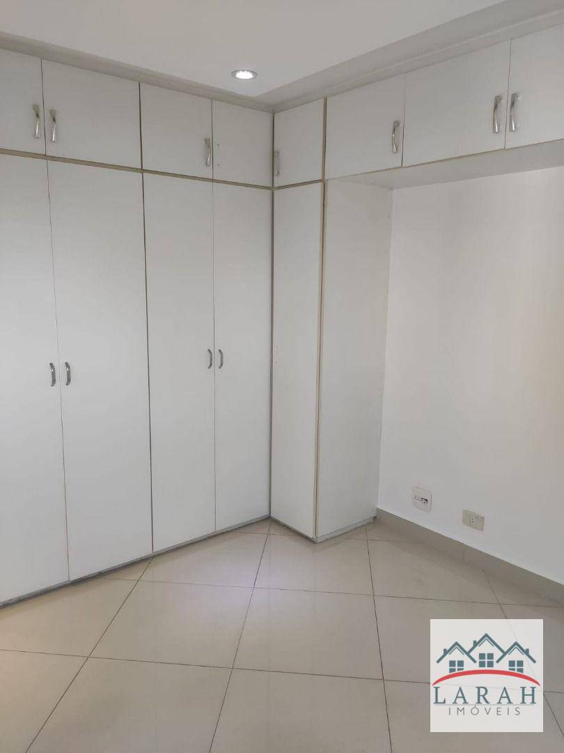 Apartamento à venda com 2 quartos, 67m² - Foto 6