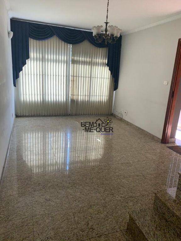 Sobrado à venda com 3 quartos, 160m² - Foto 1