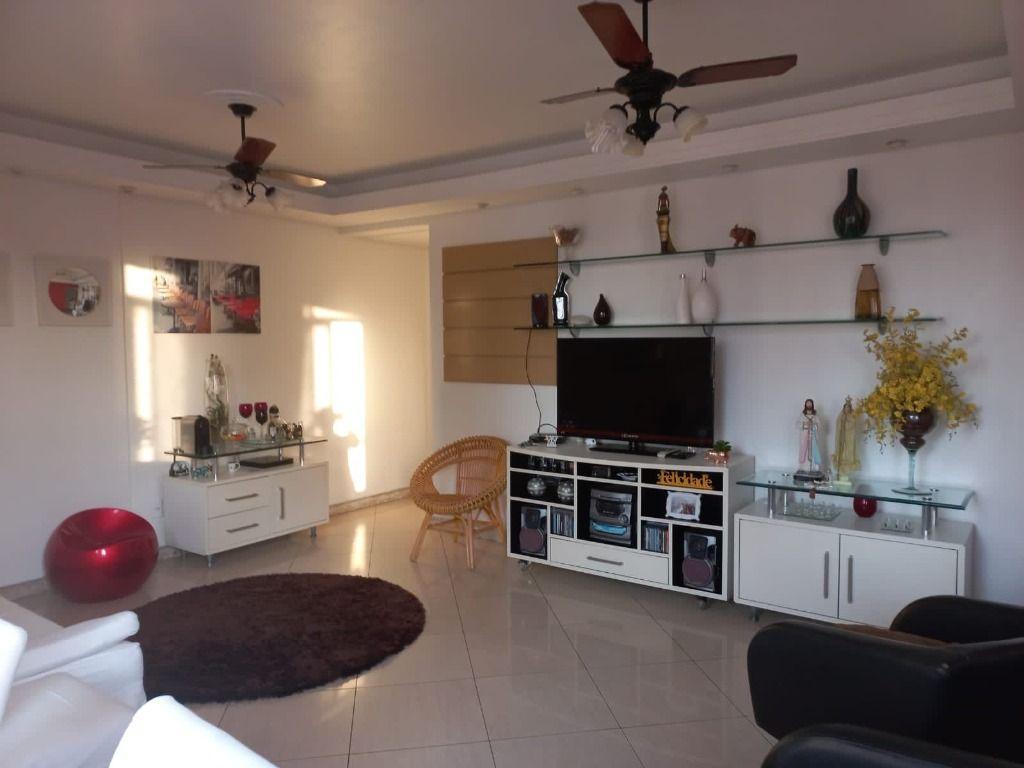 Apartamento à venda com 3 quartos, 122m² - Foto 1