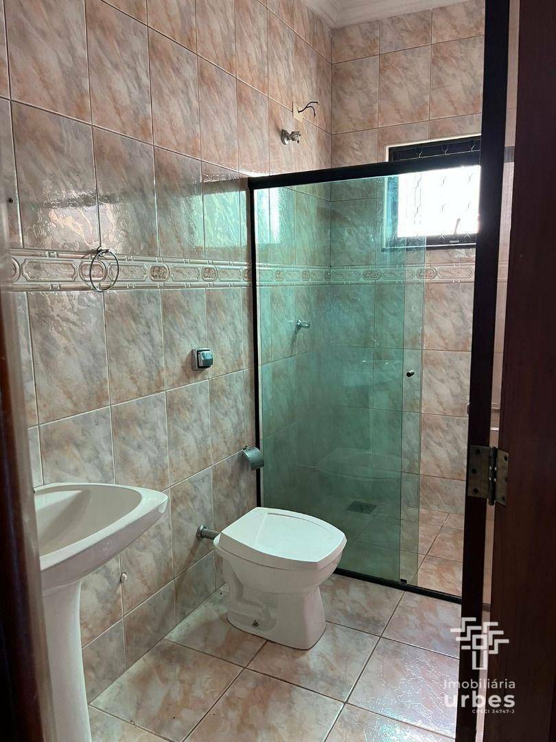Casa para alugar com 3 quartos, 173m² - Foto 10