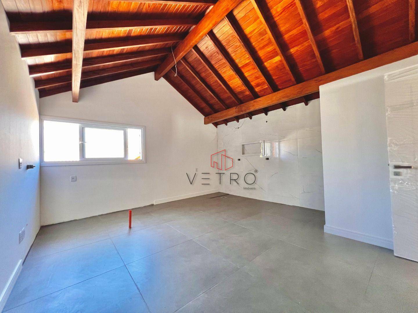 Casa de Condomínio à venda com 4 quartos, 221m² - Foto 4