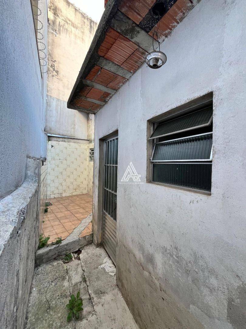 Casa de Condomínio à venda e aluguel com 3 quartos, 250M2 - Foto 26