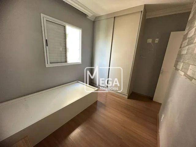 Apartamento à venda com 3 quartos, 80m² - Foto 2