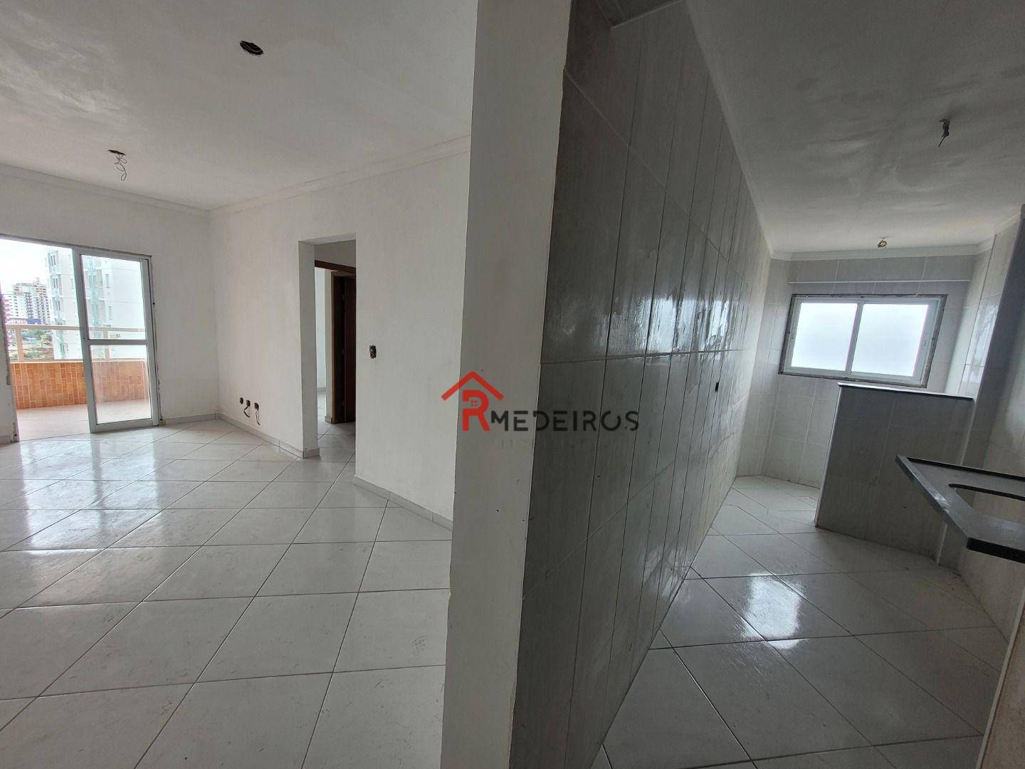 Apartamento à venda com 2 quartos, 60m² - Foto 2