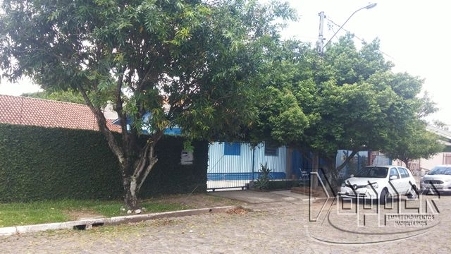 Casa à venda com 3 quartos, 54m² - Foto 2