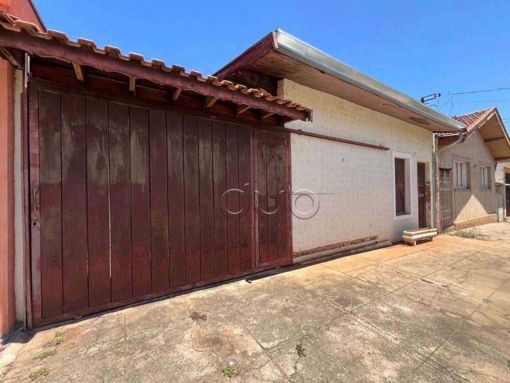 Casa, 3 quartos, 199 m² - Foto 1