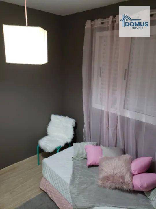 Apartamento à venda com 2 quartos, 67m² - Foto 2