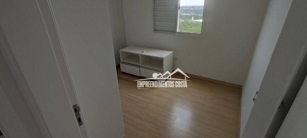 Apartamento para alugar com 2 quartos, 80m² - Foto 8