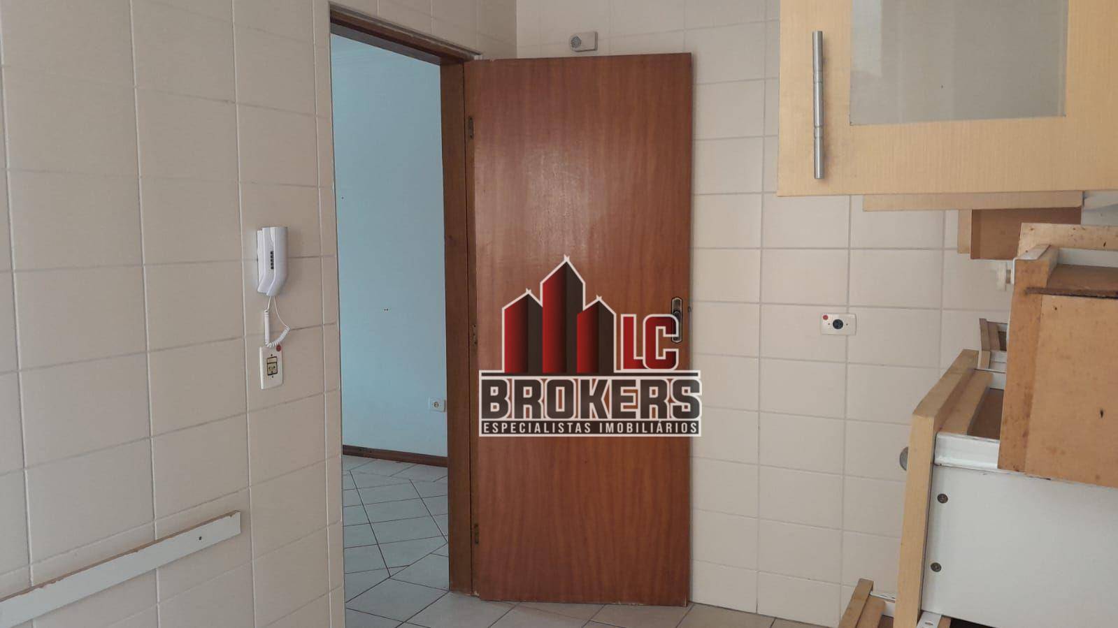 Apartamento à venda com 2 quartos, 65m² - Foto 22