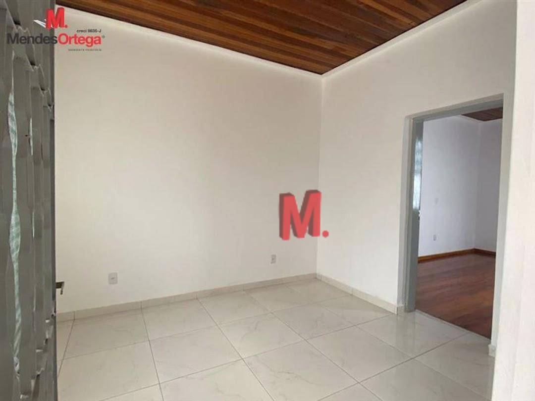 Casa à venda com 2 quartos, 80m² - Foto 3