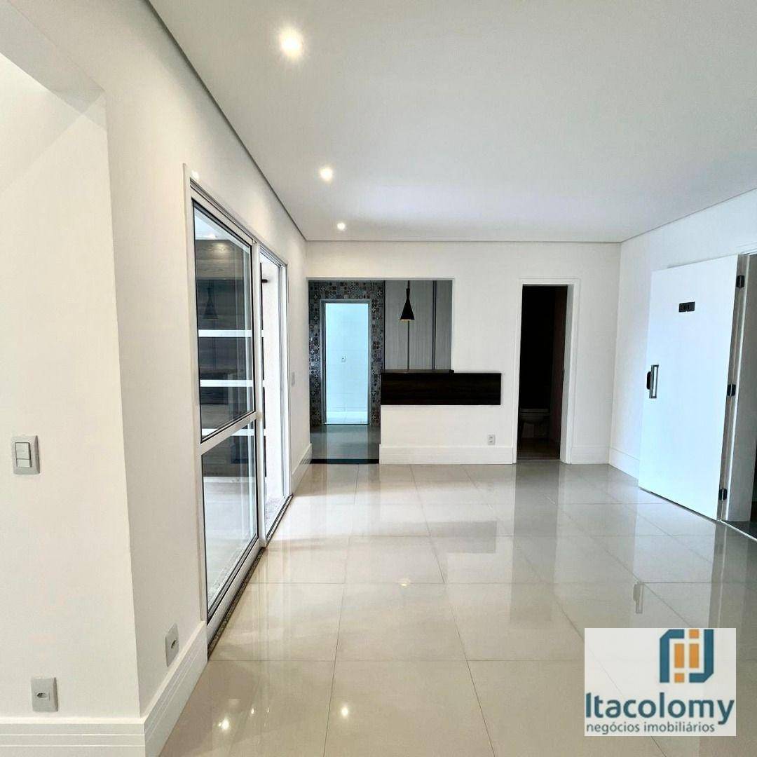 Apartamento à venda com 2 quartos, 107m² - Foto 2