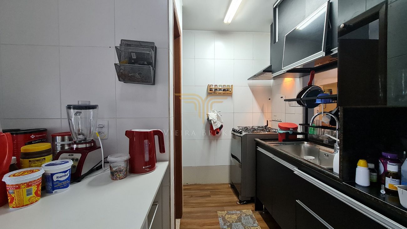 Casa de Condomínio à venda com 4 quartos, 350m² - Foto 6