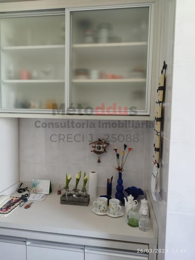 Apartamento à venda com 2 quartos, 80m² - Foto 4