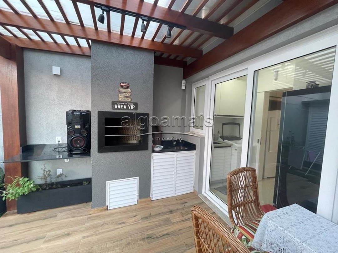 Casa à venda com 3 quartos, 155m² - Foto 9