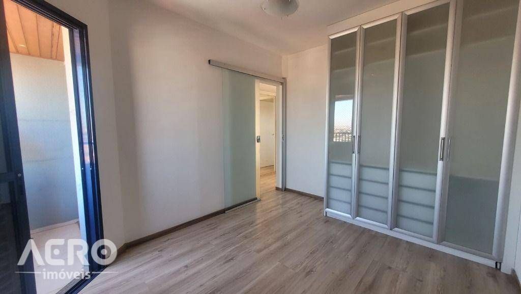 Apartamento à venda com 3 quartos, 105m² - Foto 11