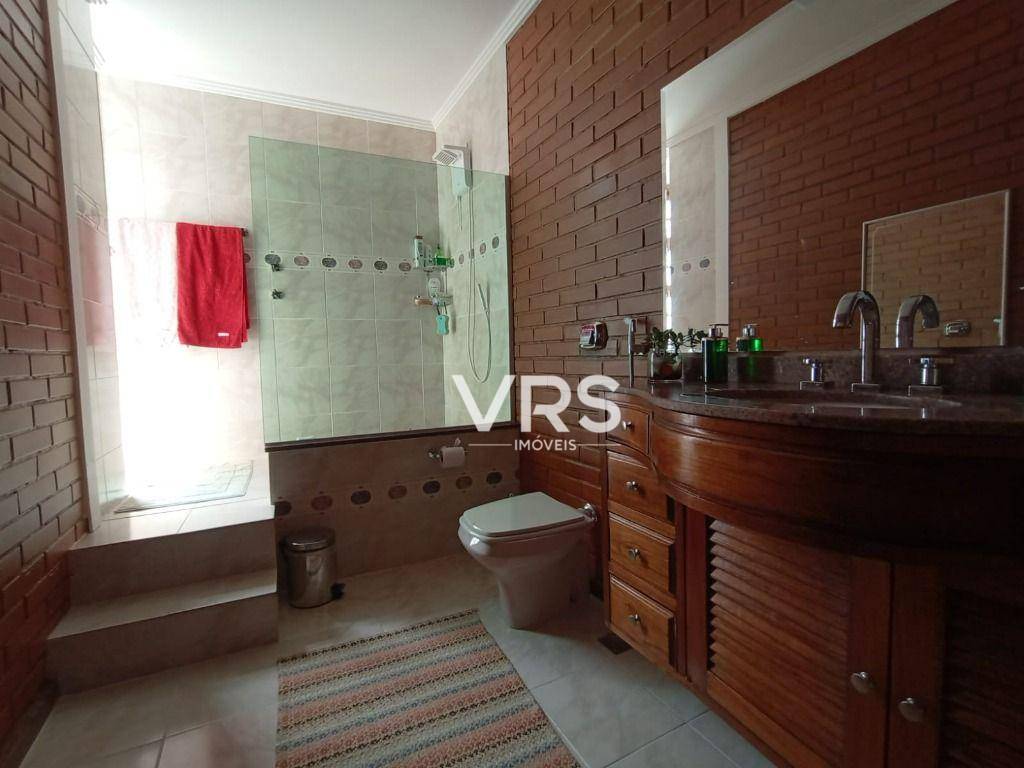 Casa à venda com 4 quartos, 197m² - Foto 19